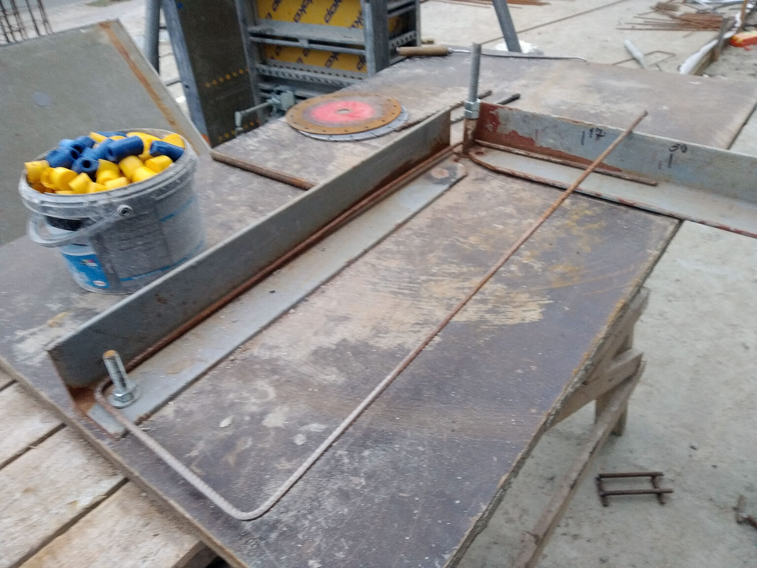 Хомуты для арматурных каркасов: изготовление (гибка), шаг установки ...